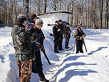 На стрелковом стенде.